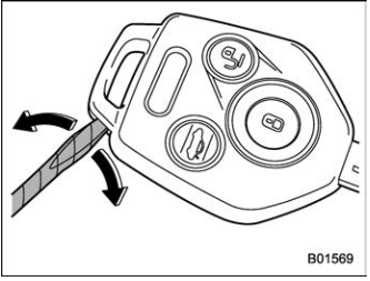 Subaru Forester. Replacing transmitter battery